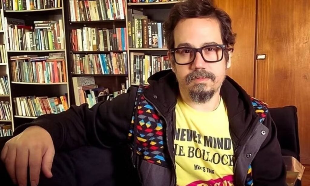 Despedida do cineasta Ricardo Spencer reúne amigos e familiares em São Paulo