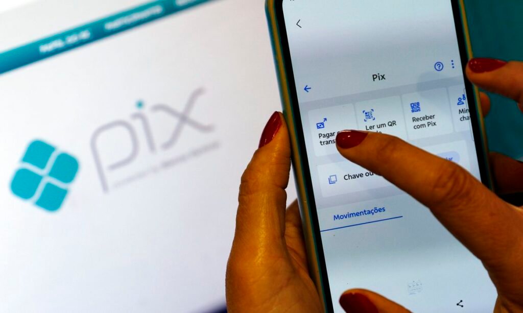 FMI valida sucesso do PIX e aponta urgência em autonomia financeira para o Banco Central