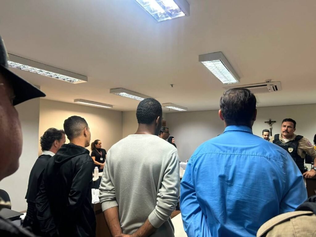 Justiça condena integrantes da Máfia Azul por emboscada fatal contra torcedor do Atlético
