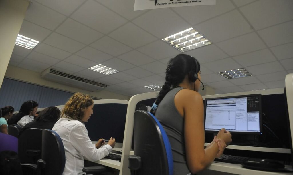 Atendimento especializado à mulher registra mais de 780 mil ocorrências em 2025