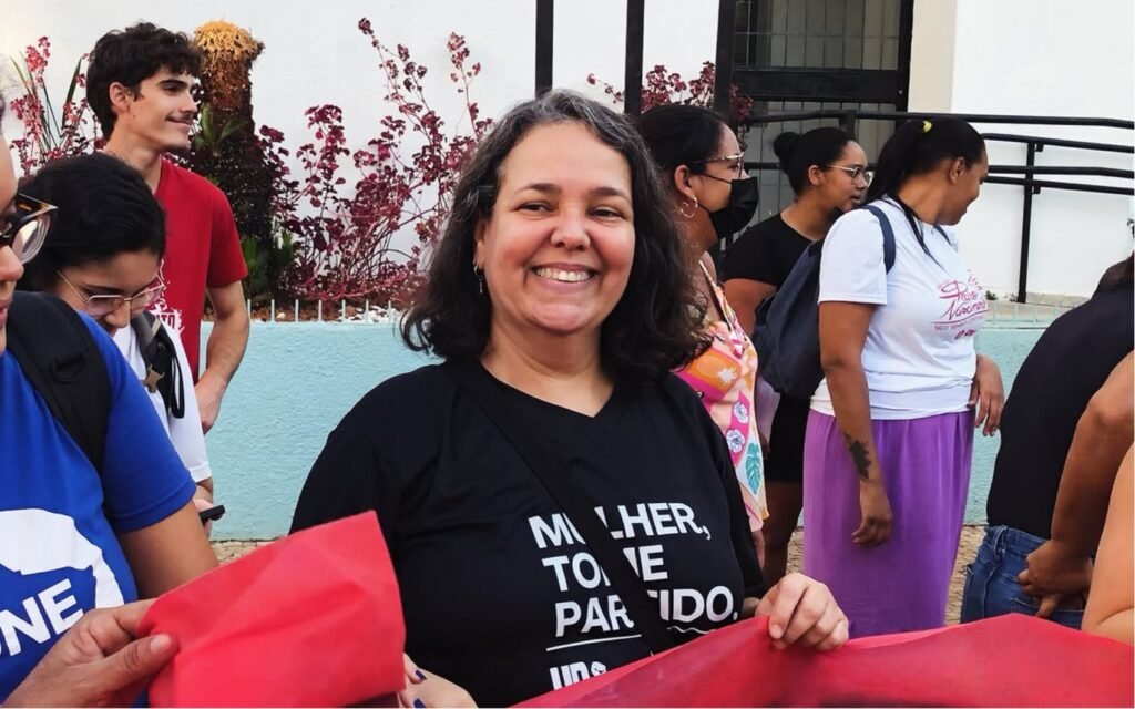 Convenção da Unidade Popular oficializa candidatura de Luciana Amorim ao governo de Goiás