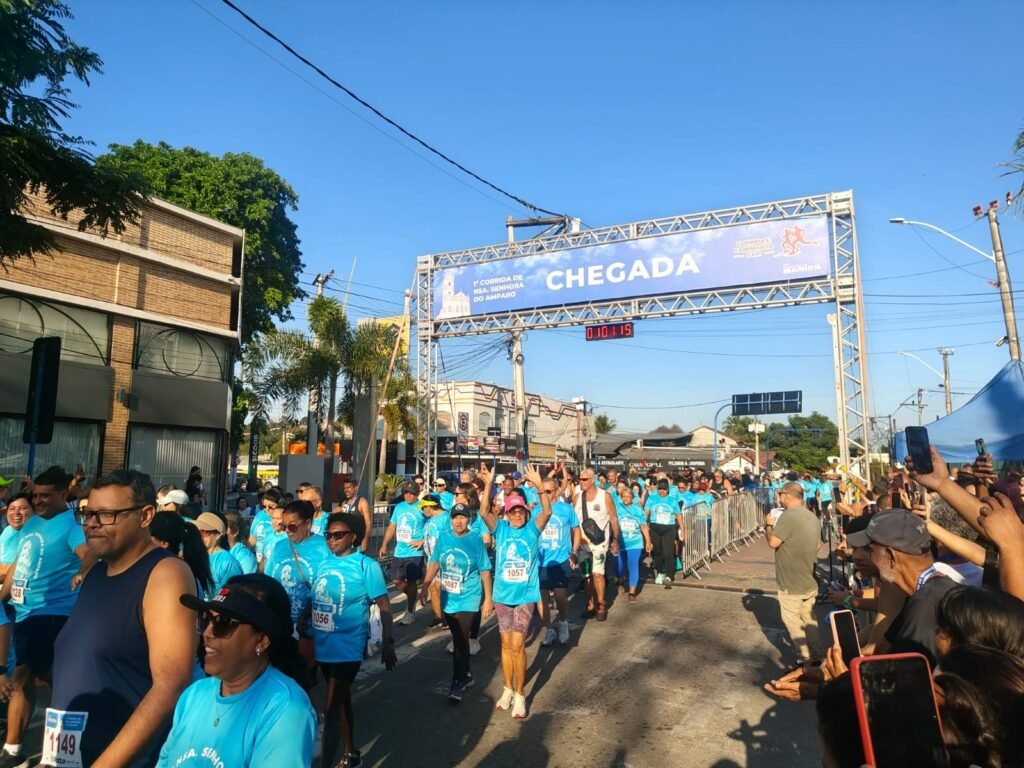 Corrida da Padroeira reúne centenas de atletas em Maricá