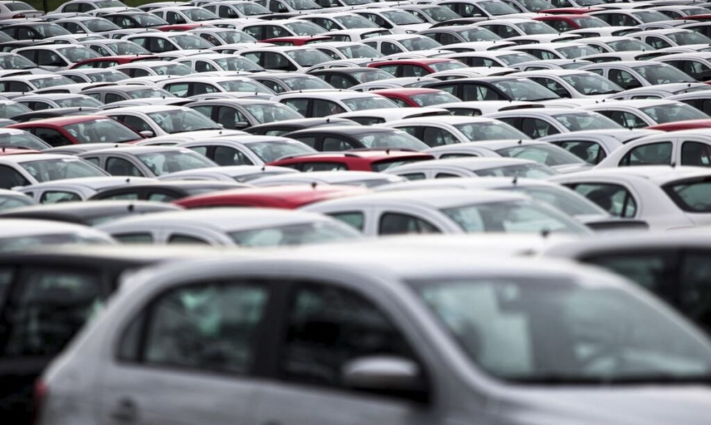 Emplacamentos de veículos crescem 10% em julho e consolidam alta no setor automotivo