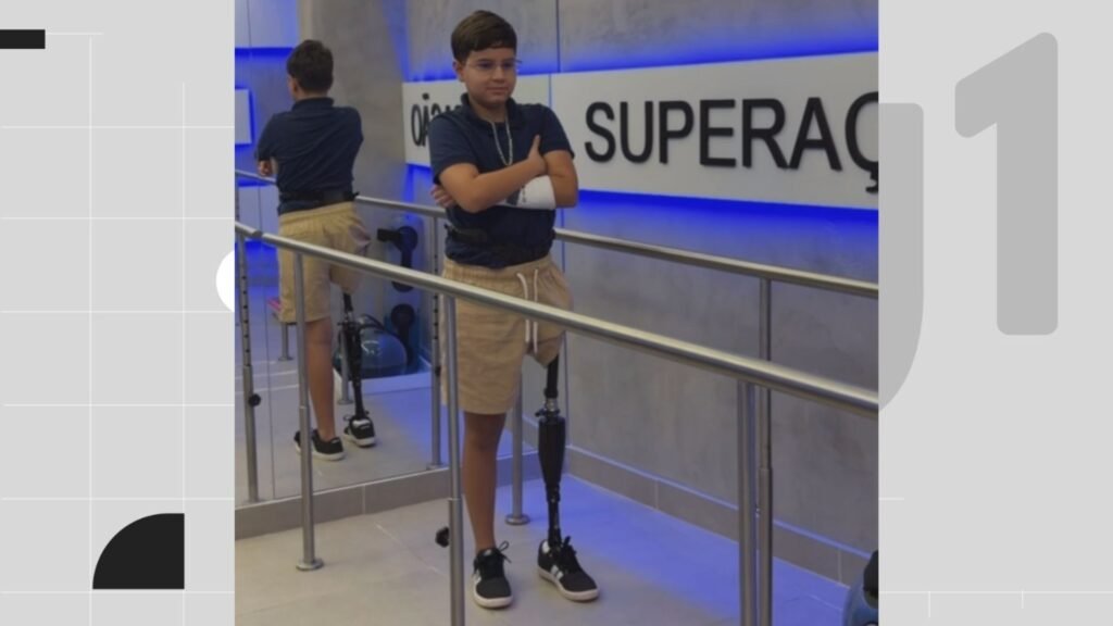 João Lucas inicia reabilitação com prótese após ataque de tubarão em Recife