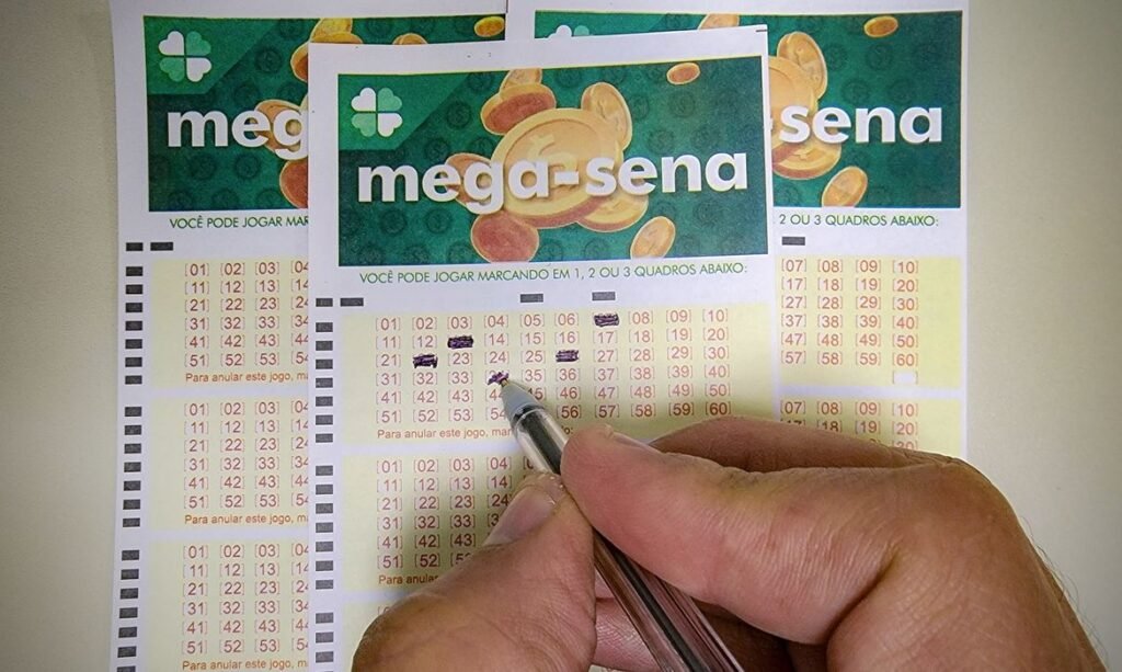 Mega-sena acumula e prêmio chega a 150 milhões de reais