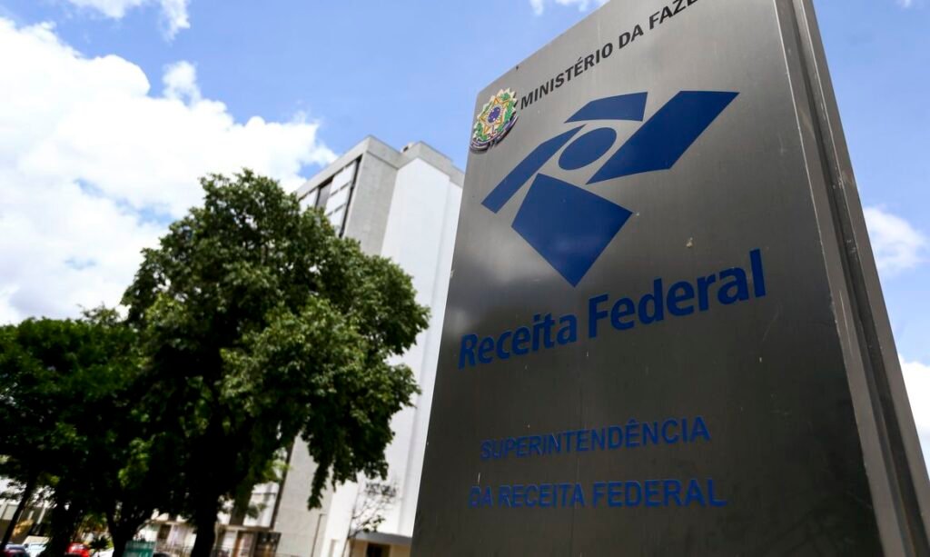 Reforma tributária: emissão de notas com CBS e IBS entra em vigor