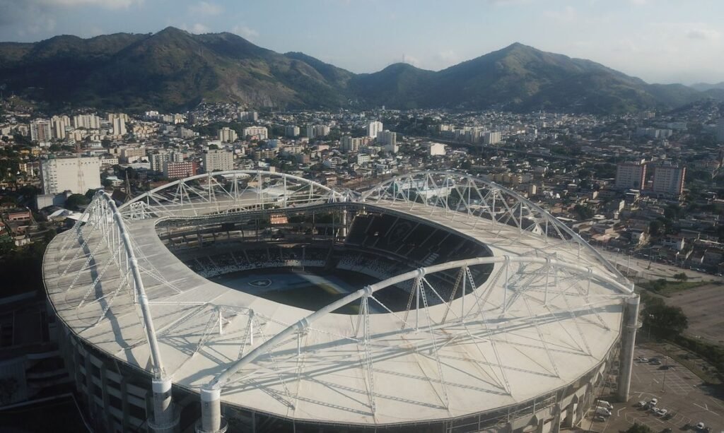 Ventania no Rio de Janeiro força adiamento de clássico pelo Brasileirão Feminino