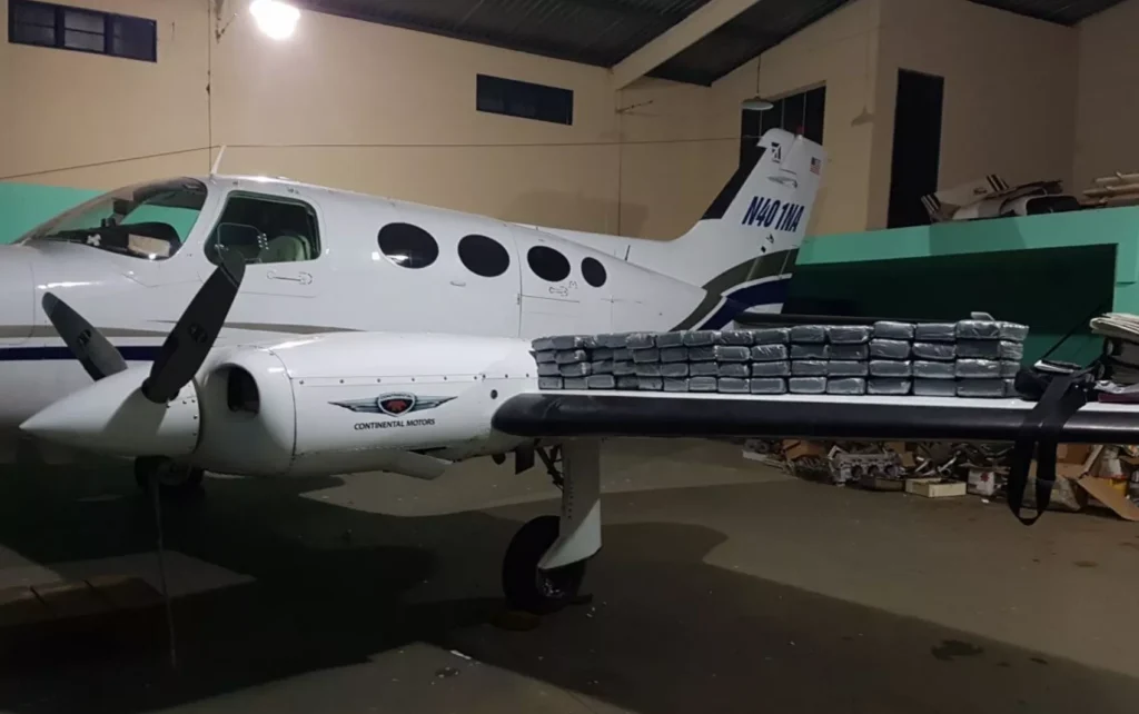 Avião que caiu em Mato Grosso já havia sido apreendido com cocaína em Goiás