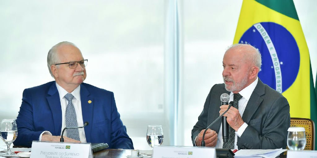 Fachin reafirma legalidade no STF e nega atalhos em meio à crise institucional