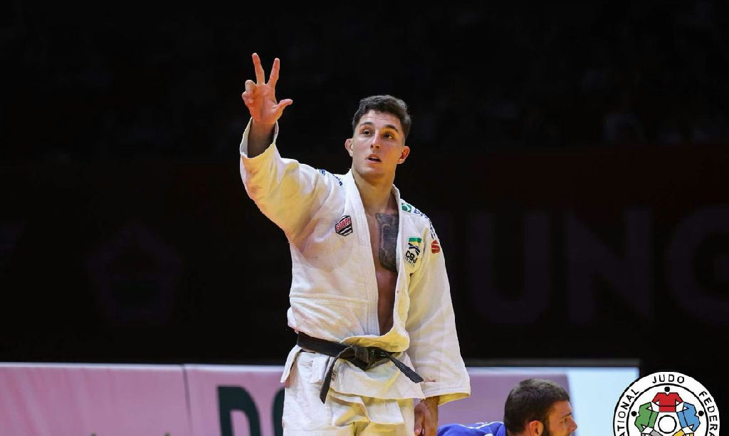 Guilherme Schimidt conquista ouro inédito e Brasil soma três medalhas no Grand Slam de Budapeste