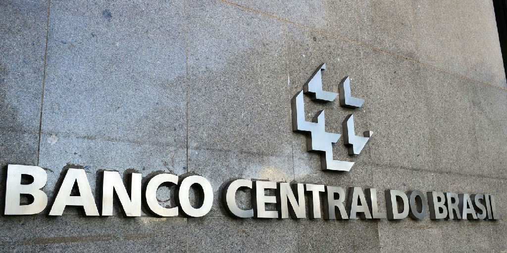 Mercado financeiro revisa projeção da inflação para 5% em 2026