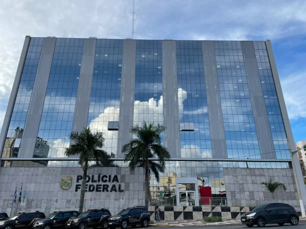Polícia Federal prende suspeito de fornecer tecnologia para roubo de aeronaves em Mato Grosso