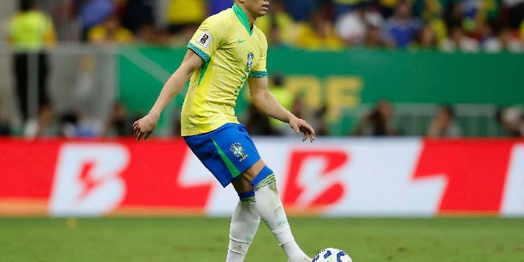 Vanderson é convocado para a Seleção Brasileira após lesão de Wesley