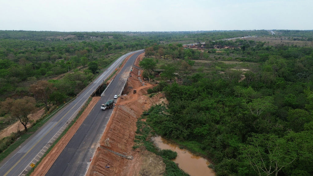 Br-364 tem bloqueio total para avanço de obras em ponte no Mato Grosso
