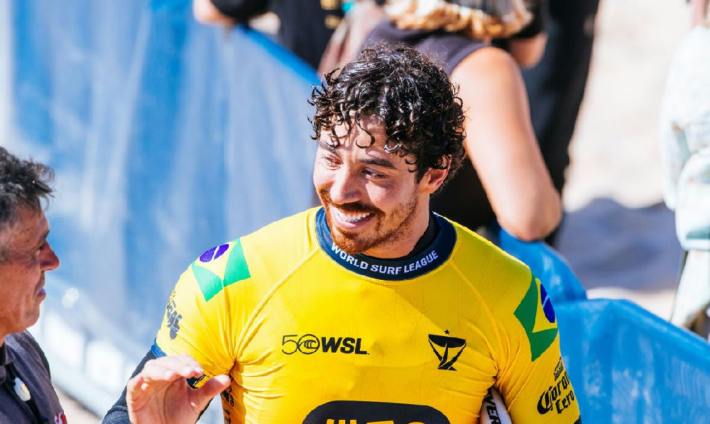 Brasileiros garantem vagas nas quartas de final em Peniche