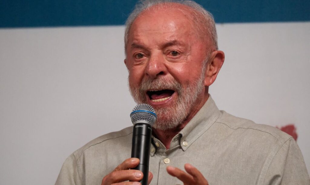 Campanha de Lula cede a exigências de Flávio e aceita abertura de sigilos no tribunal