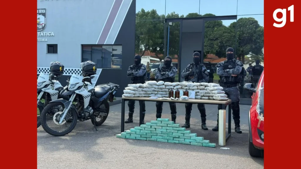Dupla é presa com mais de cem tabletes de drogas