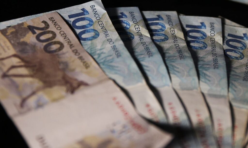Fisco arrecada R$ 239,4 bi em setembro e registra alta de 5,62%