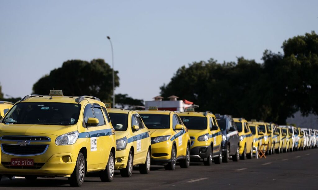 Governo libera financiamento bilionário para renovação de frota de motoristas
