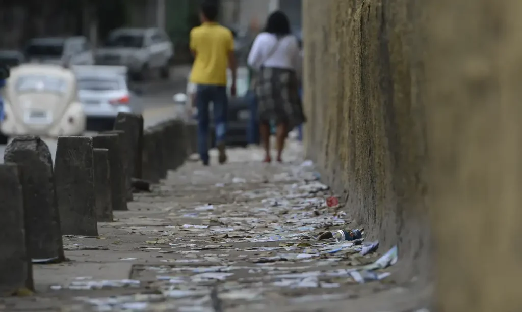 Guia explica proibições e punições para crime de boca de urna em 2026