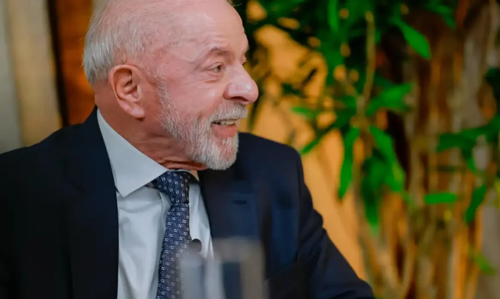 Lula anuncia entrega de pedido de quebra de sigilo ao tribunal superior eleitoral