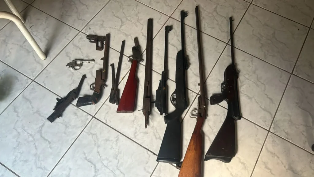 Polícia prende homem suspeito de fabricar e modificar armas ilegalmente em Mato Grosso