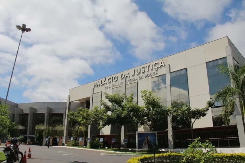 Tribunal de Justiça anula julgamento de acusado de tentar matar a ex a facadas