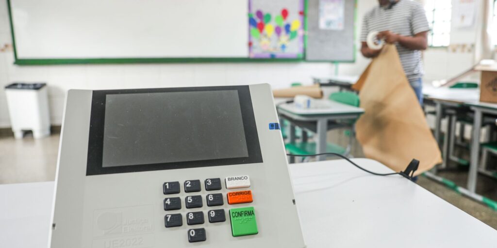 Tribunal substitui dezenas de urnas eletrônicas no estado