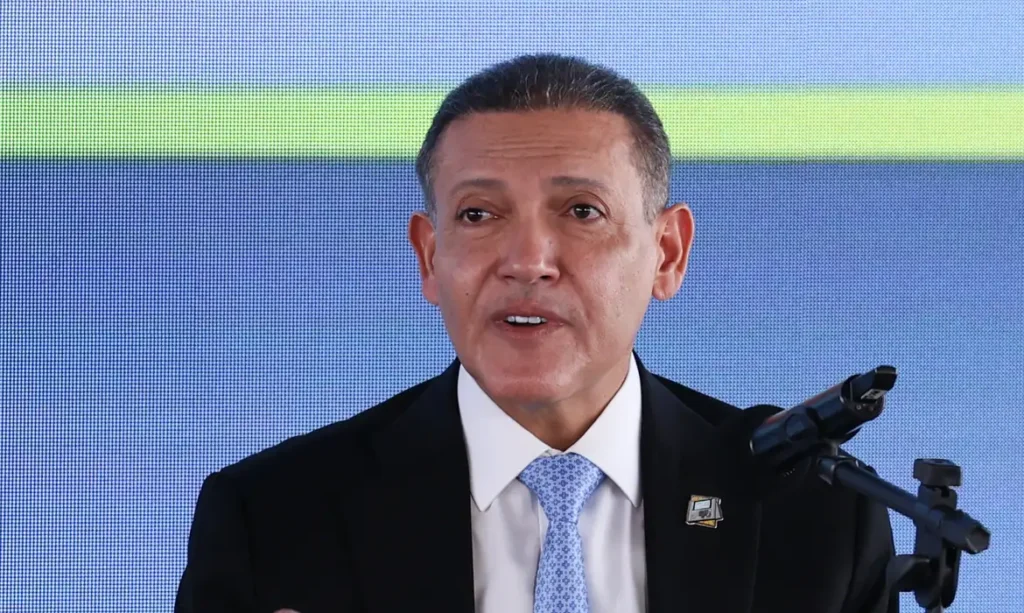 TSE define extensão de horário de votação em seções eleitorais ainda abertas
