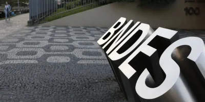 BNDES bate recorde histórico com R$ 24,8 bilhões em crédito para o agronegócio