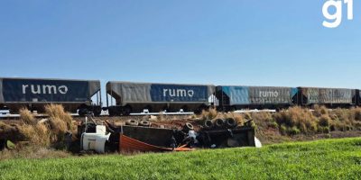 Caminhão tomba após colisão com trem em passagem de nível em Itiquira