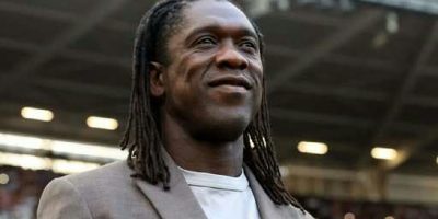 Corinthians oficializa Seedorf como novo técnico até o fim de 2027