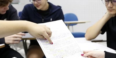 Encceja 2026 libera guia oficial para preparação da redação