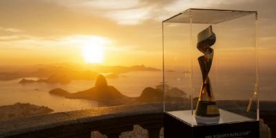Fifa busca seis mil voluntários para atuar na Copa do Mundo Feminina de 2027 no Brasil