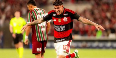 Flamengo lidera Brasileirão após vitória em clássico e mantém vantagem sobre Palmeiras