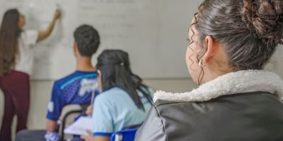 Ideb 2025 registra maior evolução da educação básica em duas décadas