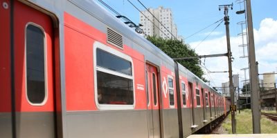 CPTM assume operação de linhas após falhas graves causarem caos em São Paulo