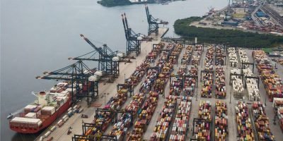 Governo brasileiro contesta tarifas dos EUA e avalia medidas de reciprocidade comercial