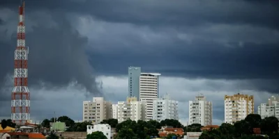 Inmet emite alerta de tempestades para todos os municípios de Mato Grosso
