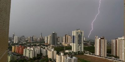 Mato Grosso enfrenta alerta de tempestades e queda de temperatura neste domingo