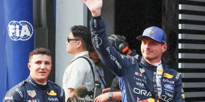 Max Verstappen larga na frente no GP da Malásia e garante sua primeira pole de 2026