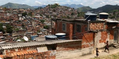 Mobilidade social no Brasil é travada por raça, gênero e origem familiar
