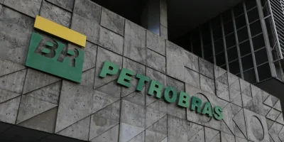 Petrobras dispara 97% e registra lucro de R$ 52,4 bilhões no segundo trimestre de 2026
