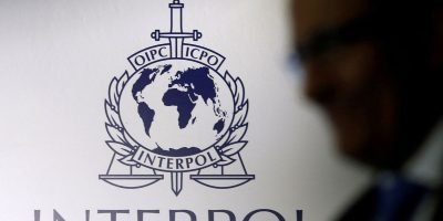 Polícia Federal prende foragido da Justiça ao desembarcar de voo vindo da Espanha no Rio