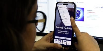 Receita Federal libera terceiro lote de restituição do Imposto de Renda 2026
